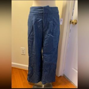 Gap Jean. Light weight fabric. Resembles a denim/linen blend.